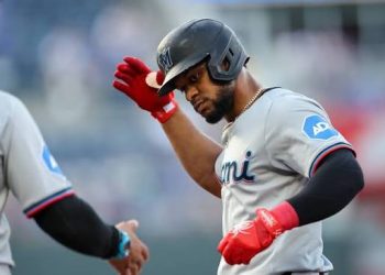 Yordan Álvarez y Otto López son elegidos Jugadores de la Semana en las Grandes Ligas