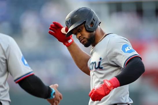 Yordan Álvarez y Otto López son elegidos Jugadores de la Semana en las Grandes Ligas