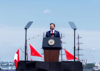 Autoridades de Nueva York encabezan actos por el 250 aniversario de la independencia de Estados Unidos