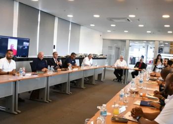 Lidom y Fenapepro inician negociaciones para renovar el Convenio Colectivo