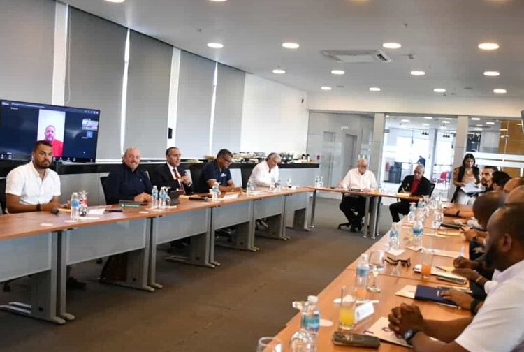 Lidom y Fenapepro inician negociaciones para renovar el Convenio Colectivo