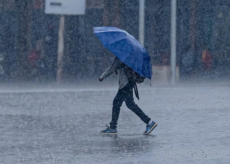 COE incrementa a 10 las provincias y el DN bajo alerta verde por lluvias