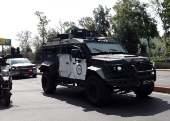 Juez mexicana dicta prisión preventiva contra exgobernador Baja California por contrabando