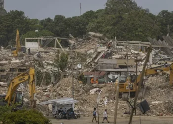 Sube a 5.398 la cifra de muertos por el doble terremoto en Venezuela