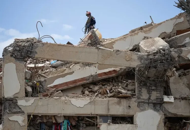 Venezuela supera los 5.000 fallecidos tras el doble terremoto de hace más de tres semanas