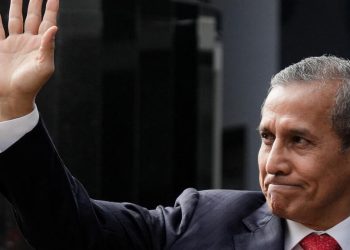 Expresidente peruano Humala, condenado a 15 años de cárcel, sale libre al anularse su caso