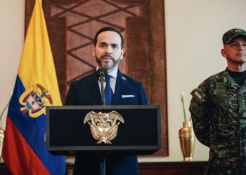 Presidente de Colombia ordena operativos contra migrantes en situación irregular