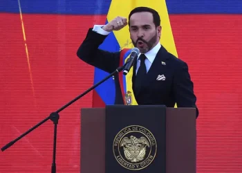 Presidente de Colombia activa operativo de emergencia tras fuerte sismo de magnitud 7,4
