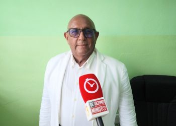 Director celebra inicio de clases y pone el foco en reforzar los aprendizajes de lectura y escritura