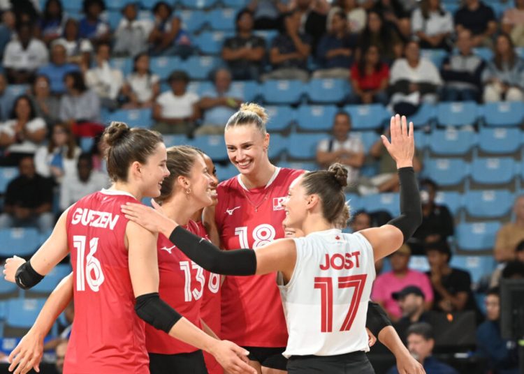 Canadá derrota 3-0 a Cuba en el Campeonato Continental Norceca 202