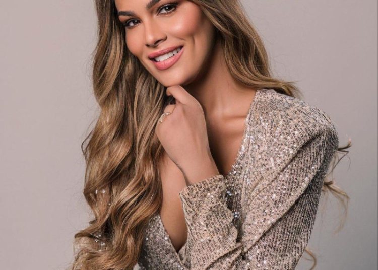 Caroline Aquino será parte del crew de presentadores de Premios Juventud 2026