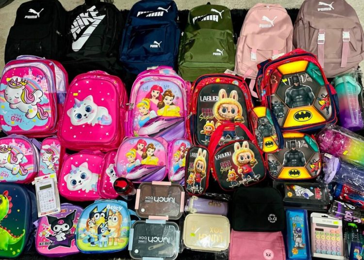 Mochilas oscilan entre los RD$695 y RD$6,477 y loncheras entre los RD$730 y RD$1,370