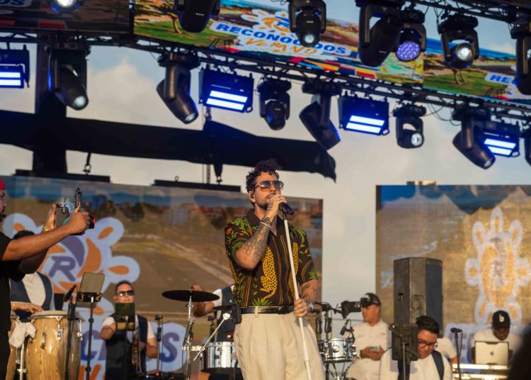 Lemar enciende Santo Domingo: “El rey de la salsa” conquista el Malecón Deportivo