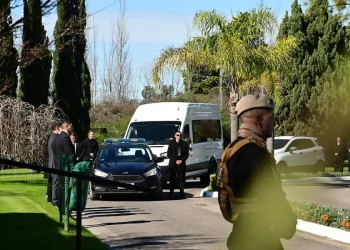 Cristiano Ronaldo expresa sus condolencias a Lionel Messi por el fallecimiento de su padre