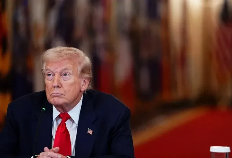Arrestan a un hombre armado en el club de golf de Trump antes de su visita a Los Ángeles