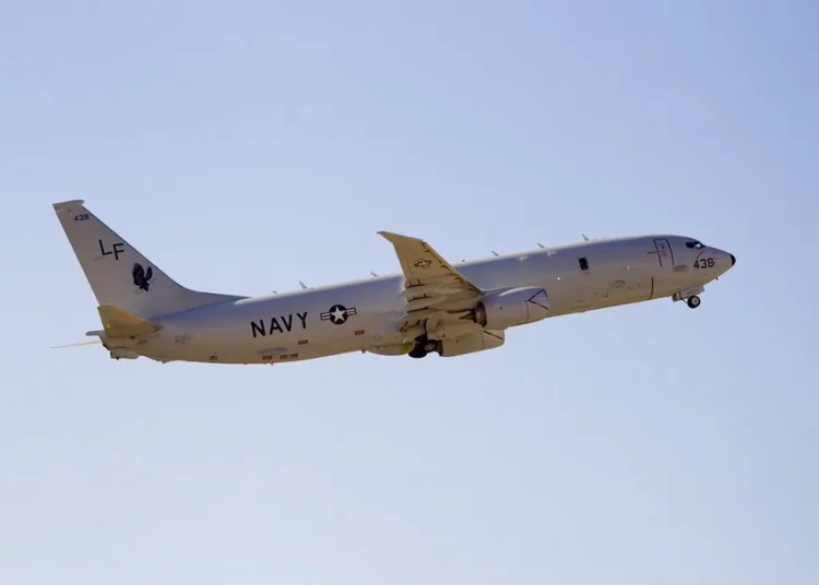 Avión patrulla de Estados Unidos sobrevuela el estrecho de Taiwán
