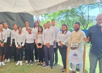 CTC Cabral certifica a 140 participantes y juramenta redes juveniles en Barahona
