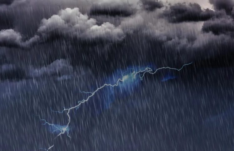 Onda tropical provocará aguaceros este sábado; calor seguirá intenso