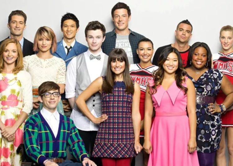 Creadores de la exitosa serie ‘Glee’, dan esperanzas de un posible regreso