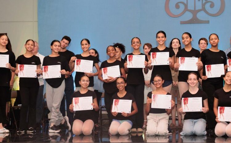 Só Dança in Motion impulsa el talento joven de la danza dominicana con 55 becas internacionales