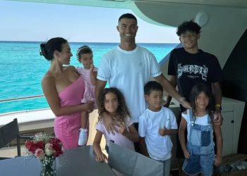 Georgina Rodríguez adopta a los hijos de Cristiano Ronaldo luego de su boda