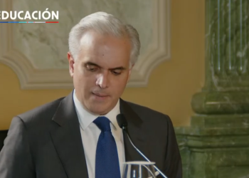 Gobierno afirma más de 2 millones de estudiantes del sector público iniciaron año escolar 2026-2027