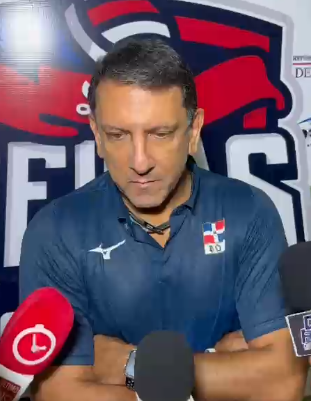 Coach de las Reinas del Caribe reconoce superioridad de EE. UU. y llama a aprender de la derrota
