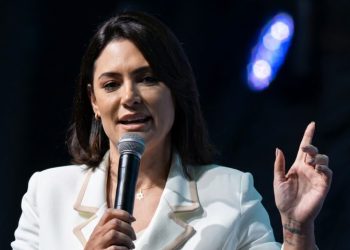 Michelle Bolsonaro, anunciada como candidata al Senado por el partido de su esposo Jair