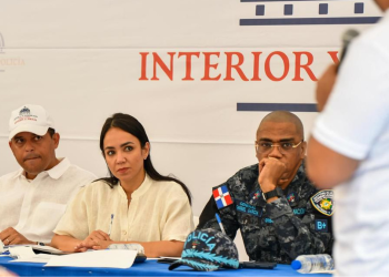 Faride Raful supervisa y refuerza intervención integral en Villas Agrícolas