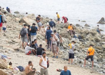 Centenares de migrantes vuelven a Marruecos tras entrada masiva a España