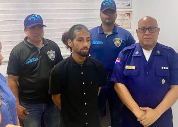 Se entrega “El Sade”, acusado de matar a un hombre por RD$50 en Santiago