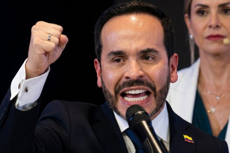 Opositores a De la Espriella se manifestarán en tres ciudades el día de su investidura
