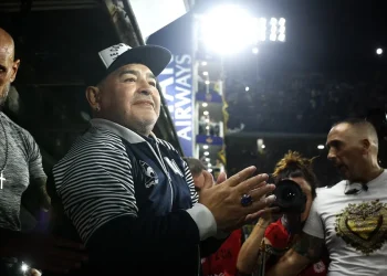 Perito asegura que Maradona presentaba signos de insuficiencia cardíaca antes de morir