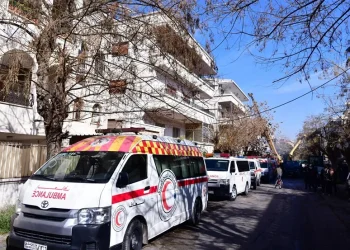 Al menos 2 muertos y 7 heridos al explotar una bomba en microbús a las afueras de Damasco