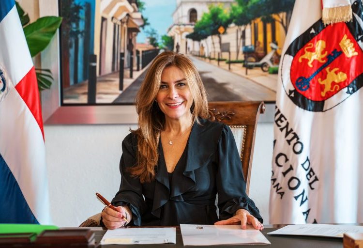 Carolina Mejía reafirma su defensa de la familia y se define como mujer de fe
