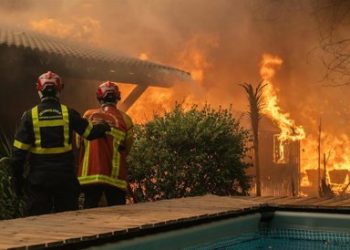 Francia ha detenido a 402 personas por los incendios en un año récord de monte quemado