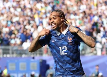 Liverpool rompe el mercado y ficha a Bradley Barcola por 140 millones de euros