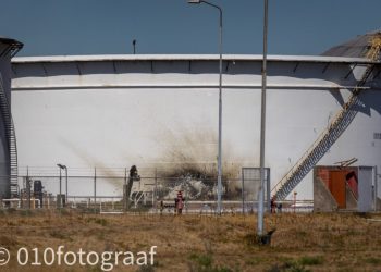Muerto y heridos tras explosión en el puerto marítimo más grande de Europa