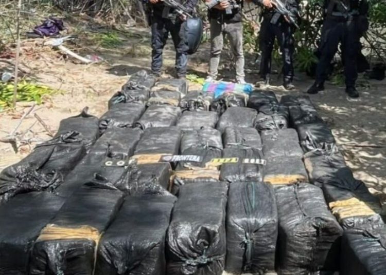 Honduras localiza 1,5 toneladas de cocaína en zona de manglares en las últimas 48 horas