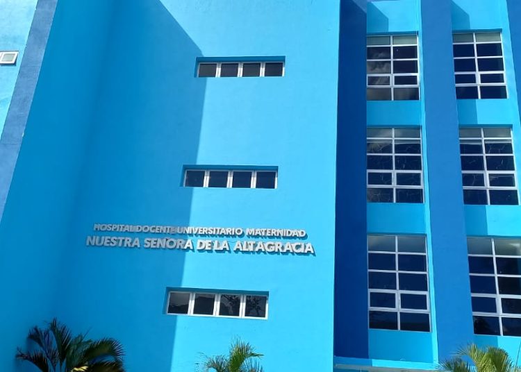 Maternidad de La Altagracia: denuncian muertes de neonatos y contaminación en áreas críticas