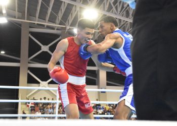 Descalifican a boxeador nicaragüense por morder a rival dominicano en Santo Domingo 2026