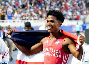 Yeral Núñez conquista el oro en los 400 metros con vallas para República Dominicana en Santo Domingo 2026