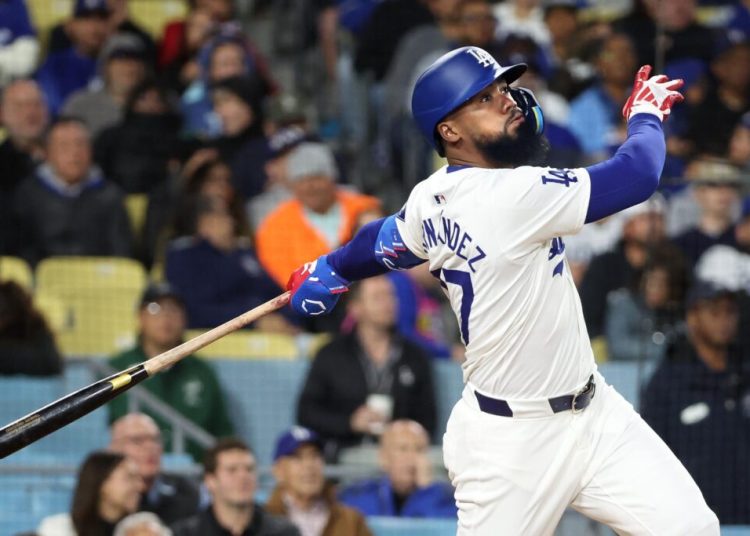 Dodgers se apoyan en el poder de Teóscar y el dominio de Glasnow para ganar serie en Detroit
