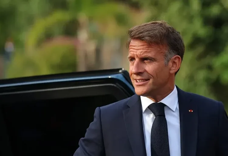 Macron promulgó la ley para invertir 36.000 millones de euros en las Fuerzas Armadas