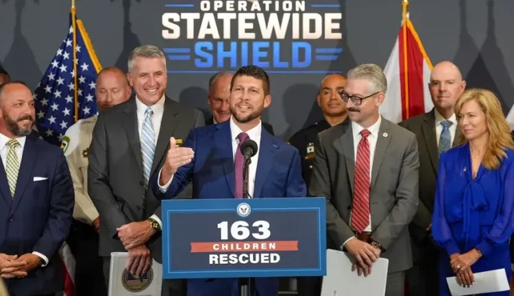 Las autoridades de Florida rescatan a 163 niños durante una operación internacional contra los abusos y la trata