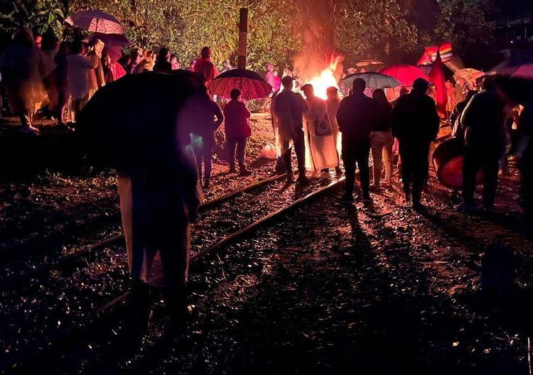 Perú suspende el servicio de trenes hacia Machu Picchu por un incendio forestal