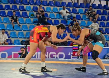 Lucha libre femenina entra en su fase decisiva en Santo Domingo 2026