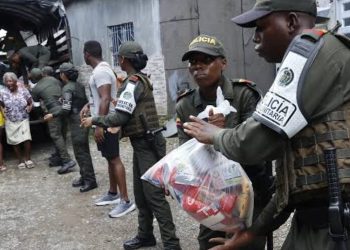 La India envía 20 toneladas de ayuda humanitaria a Colombia por el terremoto