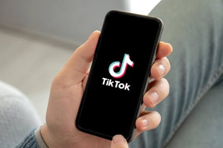 Agencia brasileña multa a TikTok por fallos en la protección de datos de menores