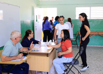 Rehabilitación y el HOMS brindan  servicios de salud gratuitos en Constanza